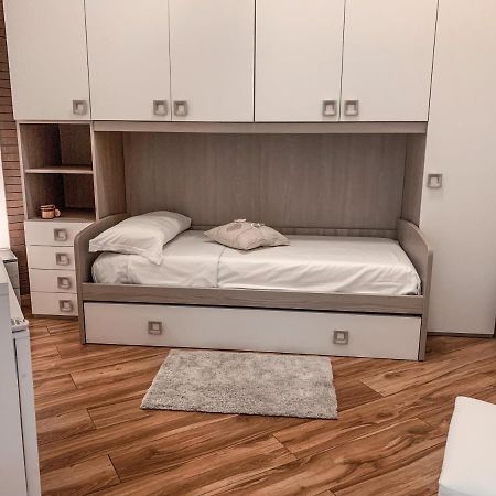 B&B Ma'Delina Settimo Milanese Eksteriør bilde