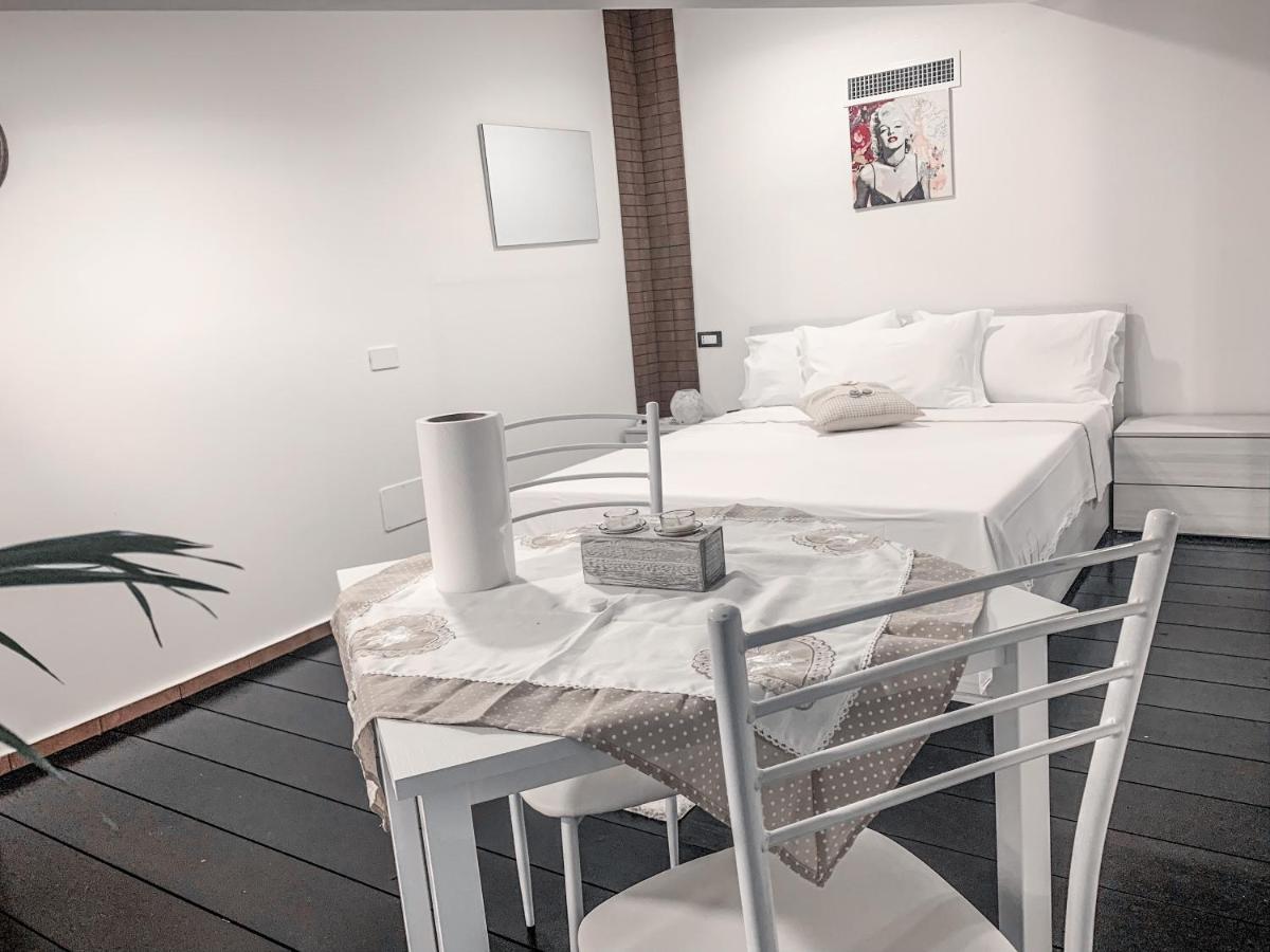 B&B Ma'Delina Settimo Milanese Eksteriør bilde