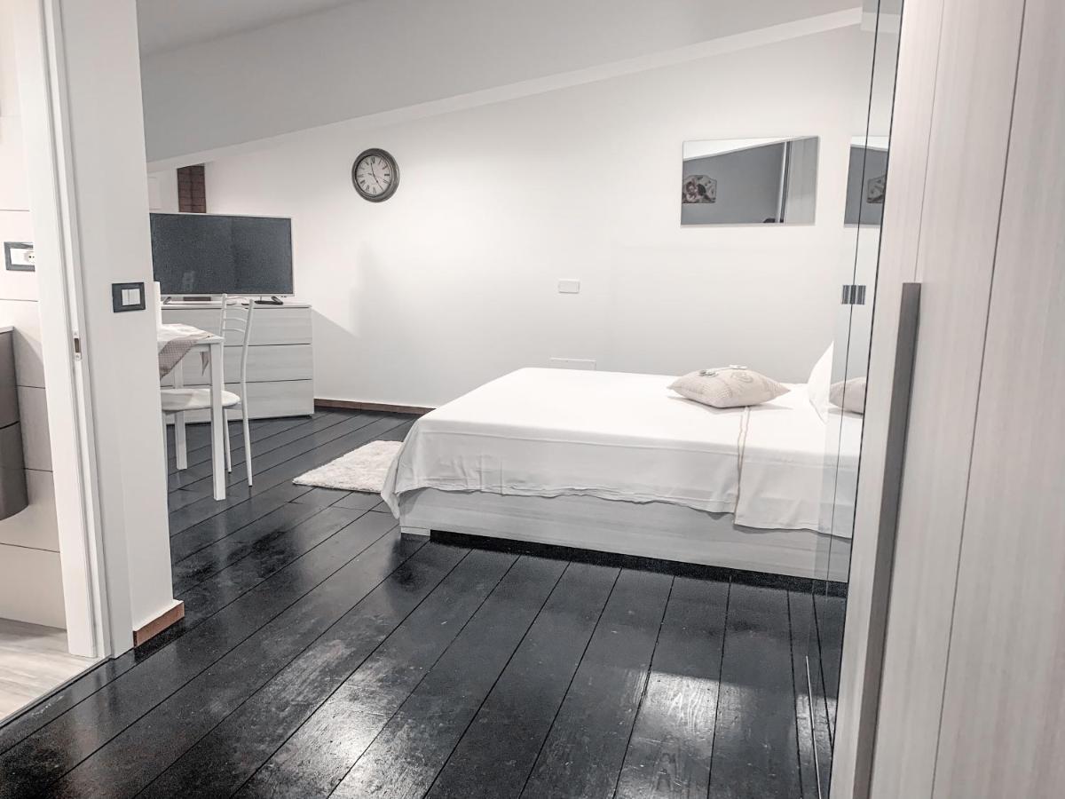 B&B Ma'Delina Settimo Milanese Eksteriør bilde